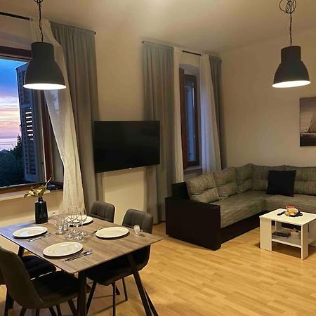 Elena Appartement Rovinj Buitenkant foto