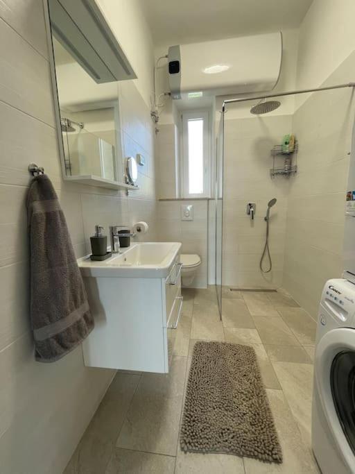 Elena Appartement Rovinj Buitenkant foto