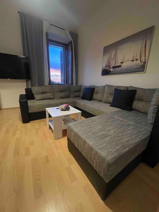 Elena Appartement Rovinj Buitenkant foto